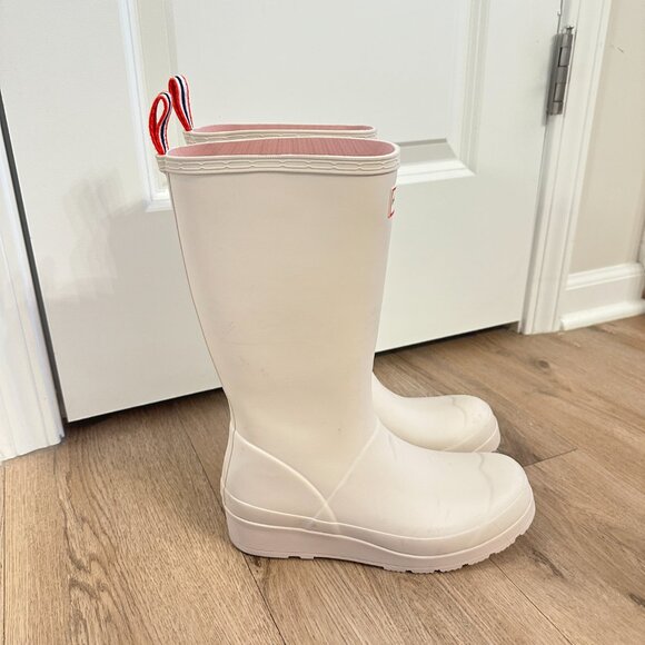 HUNTER Original Play Tall Waterproof Rain Boot (Women) in Natural Size US 7 - Picture 3 of 7